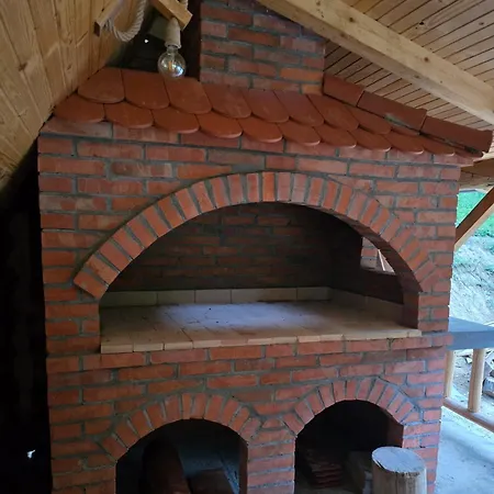 Vikendica Brvnara Floridita U Prirodi - Blizu Manastira Tavna *